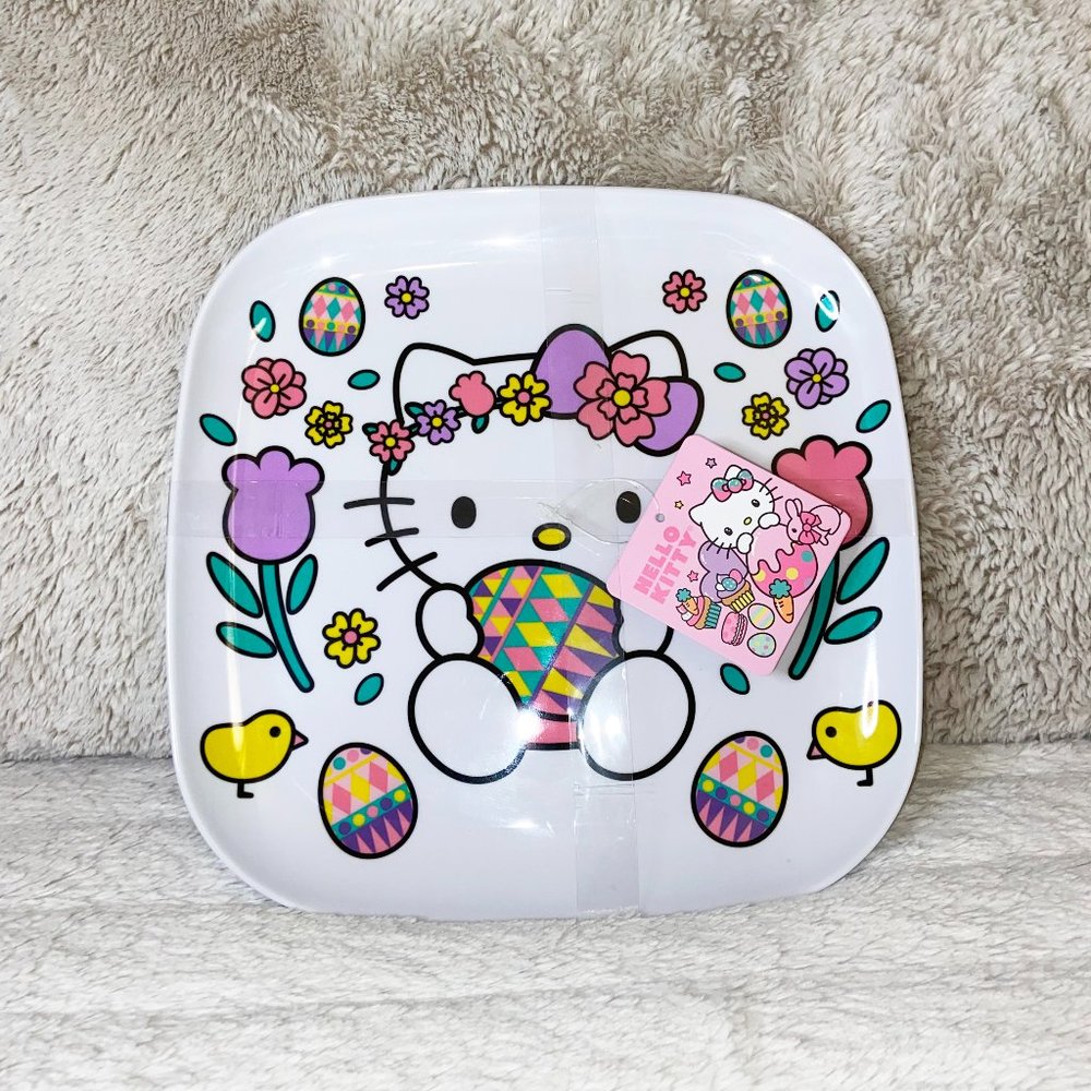 NEW! A Set of 4 Hello Kitty Easter Plates